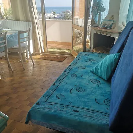 Spectacular Seafront Connected To The Center Rome * Lido di Ostia