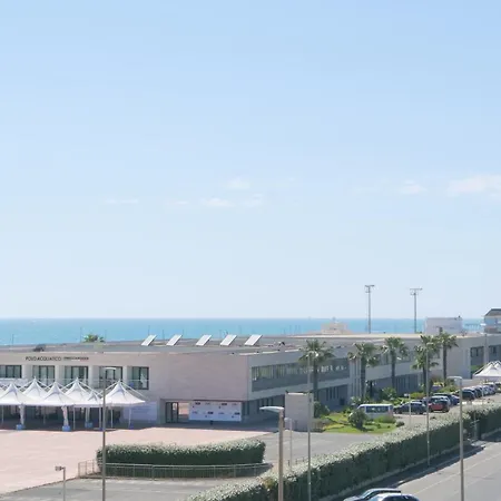 公寓 Spectacular Seafront Connected To The Center Rome 丽都迪奥斯蒂亚
